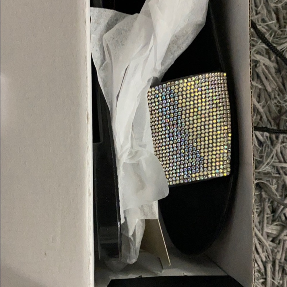 Slides 😍 - Picture 3 of 3